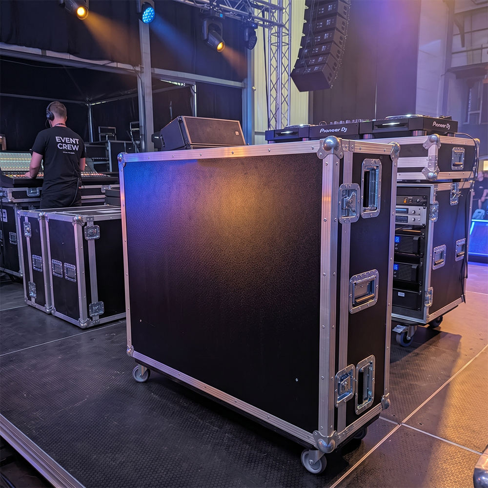 Flight case dj pour Allen & Heath Avantis Flight case audiovisuel Allen & Heath Avantis
